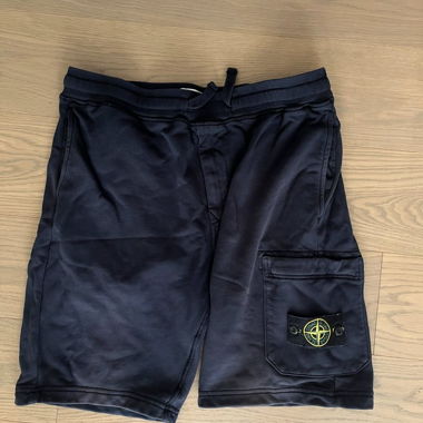 Pantaloncini Stone Island in felpa