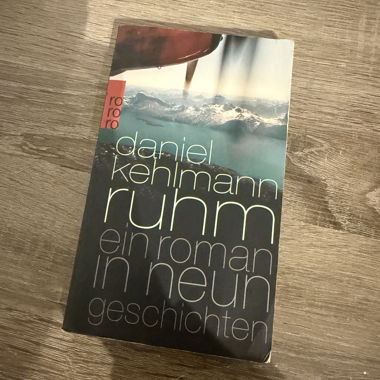 Ruhm – Un romanzo in nove racconti