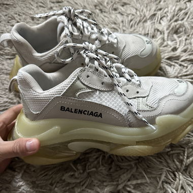Balenciaga triple S