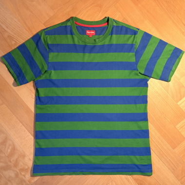 T-shirt a righe SUPREME New York