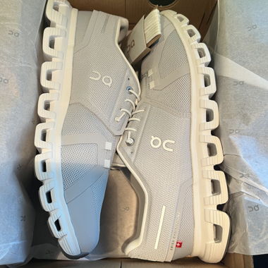 NEU ON Cloud 6 Gr. 44,5 glacier/white