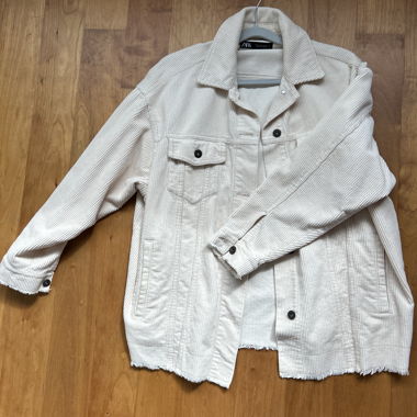 Zara-Jacke