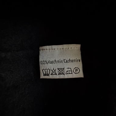 Schwarzer Cashmere-Rollkragenpullover