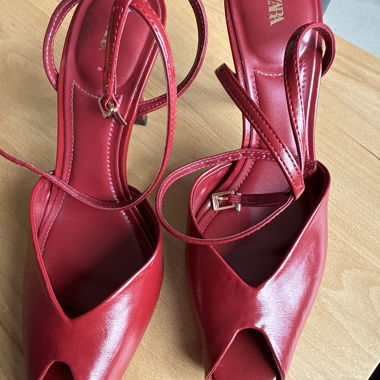 ZARA rote Slingback-Heels