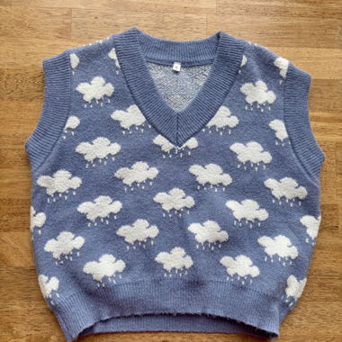 Wolken-Ärmelloses Shirt