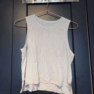 Lululemon gekürztes Trainingstanktop