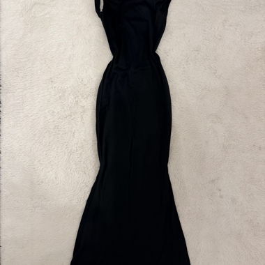 Abito Midi Nero con Bretelle