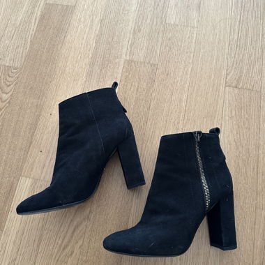 Massimo Dutti Stiefeletten mit Blockabsatz