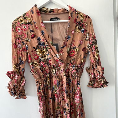 Jolie robe fleurie 