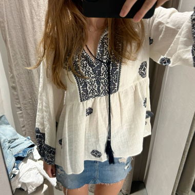 Offwhite blouse 
