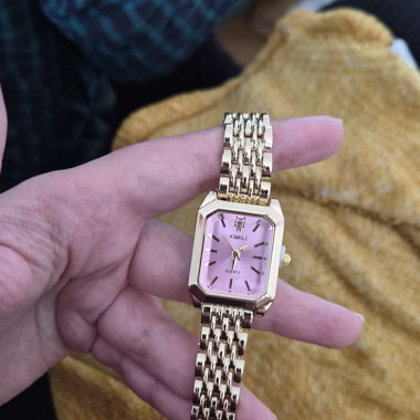 Montre-bracelet dorée rose