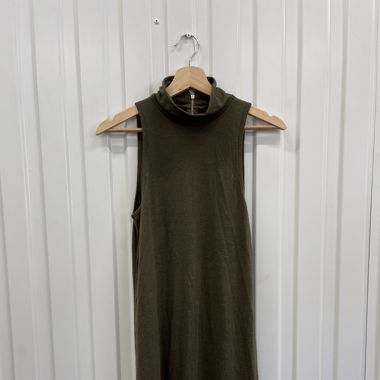 Robe kaki