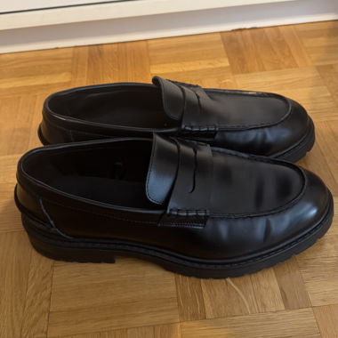 Mocassins noirs en cuir Zara 