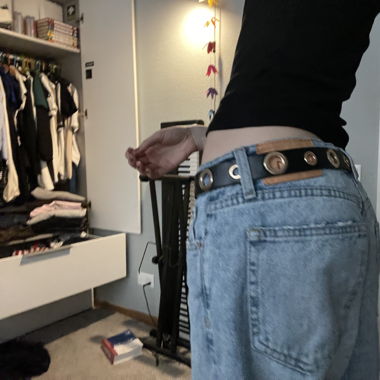 Black and gold belt 