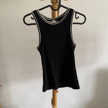 Top a Coste Nero