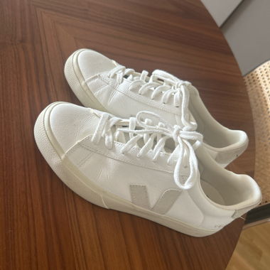 Veja Sneakers beige / white, Eur 40