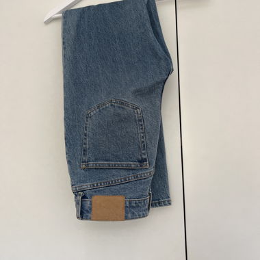 Uni Blue Jeans