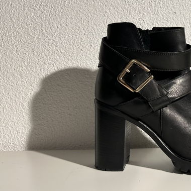 Bottine cuir à talon