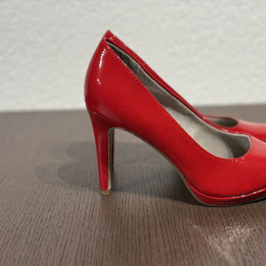 Tamaris high heels