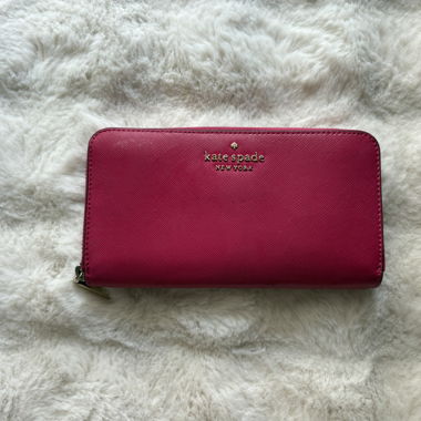 Fuchsia-rotes Portemonnaie