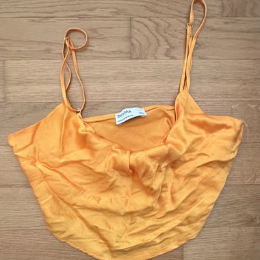 Orangenes Top