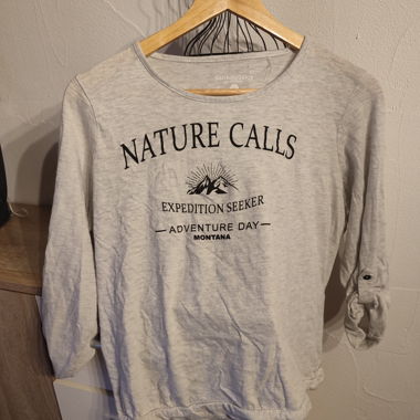 Graue Bluse