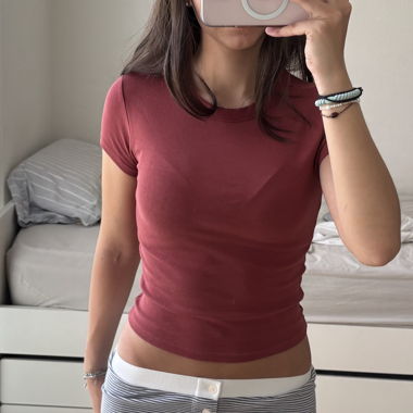 Burgundy Fitted T-Shirt
