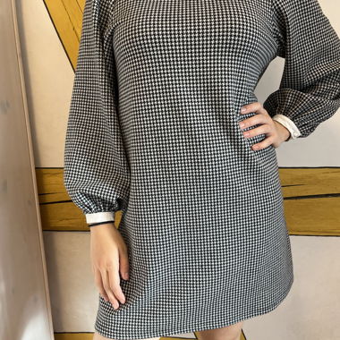 kleid hahnenfuss muster 