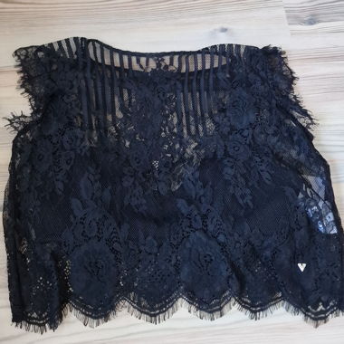 Haut en dentelle
