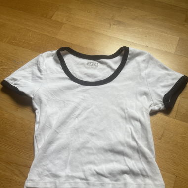 Basic baby tee