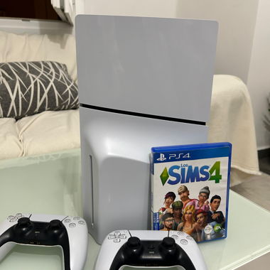 PS5 con The Sims 4