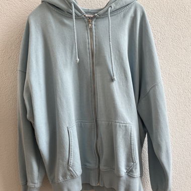 Hellblauer Zip-Hoodie von Basigal