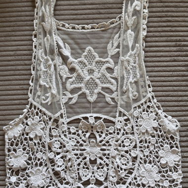 Gilet en dentelle blanche M/L