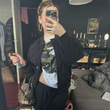 schwarze bomberjacke
