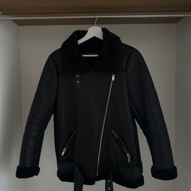 Zara Jacke