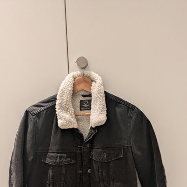 Jeansjacke mit Teddy
