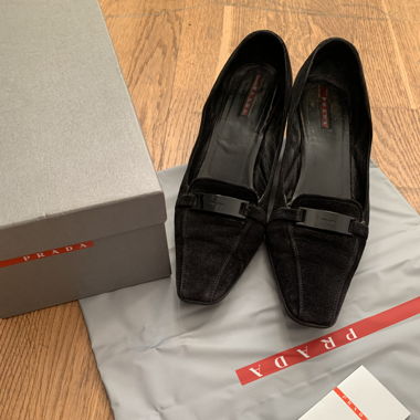 Prada Suede Kitten Heels EU 40 