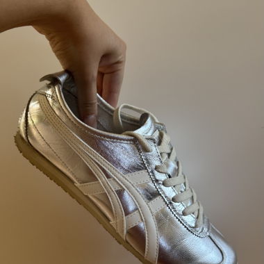Onitsuka Tiger Mexico 66 silber Off-White