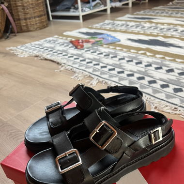Kickers Sandalen