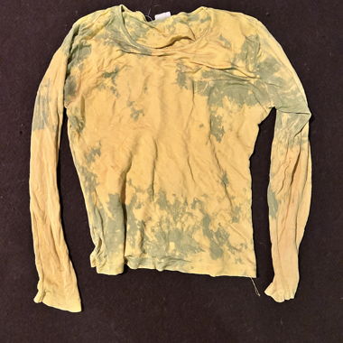 T-shirt a maniche lunghe giallo-verde, sbiadito