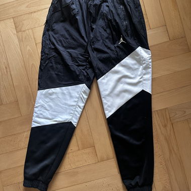 Pantaloni della tuta Jordan nero e bianco