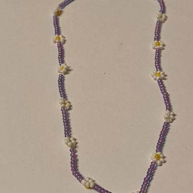 Selbstgemachte Blumenkette