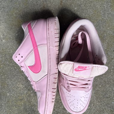 Nike pink Sneakers