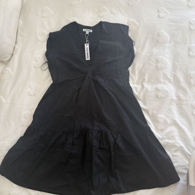 Schwarzes Kleid Steve Madden Grösse XXL