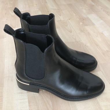 Black Chelsea Boots