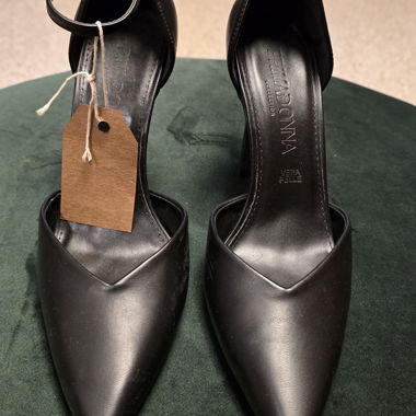 Escarpins en cuir noirs PRIMADONNA COLLECTION