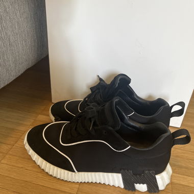 Hermes, black and white