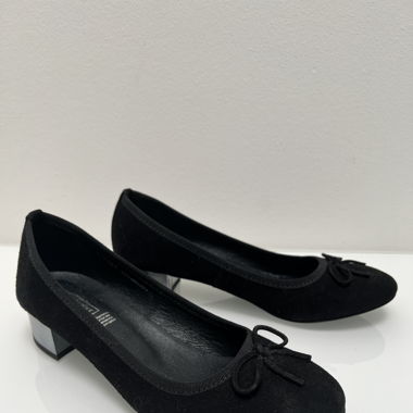 Ballerinas mit Absatz