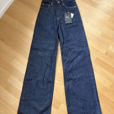 Levi’s Premium Ribcage Wide Leg, NEW W/ TAGS