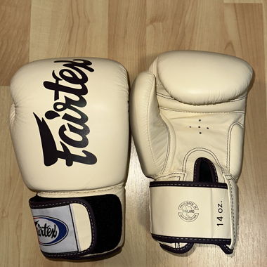 Fairtex Guantoni Muay Thai – 14oz – nuovi